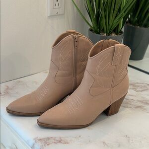 Women's Nude Western Ankle Boots - Stylish Zip Side Booties